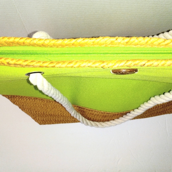 Cappelli NWT green beach bag with inside zip pocket. Braided rope handles - Picture 8 of 9
